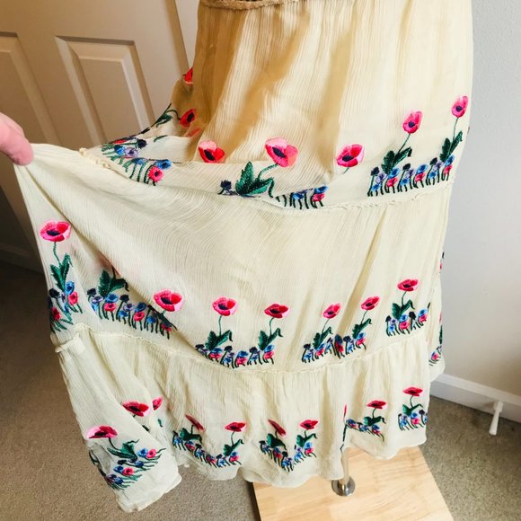 NWT Tibi Cream Silk Floral Embroidered Dress Size 6 - Picture 8 of 13